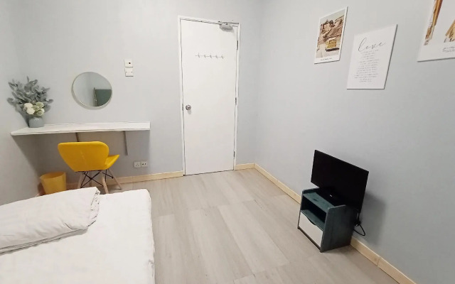 The Nap Tsim Sha Tsui