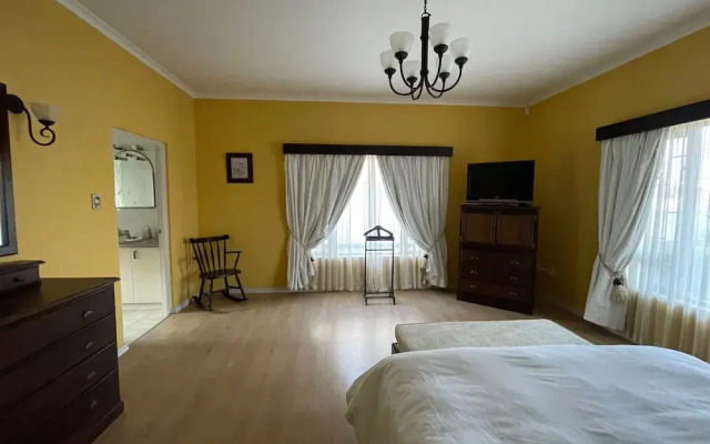 Canosas Home