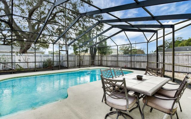 1505 Citrus Street Home by RedAwning