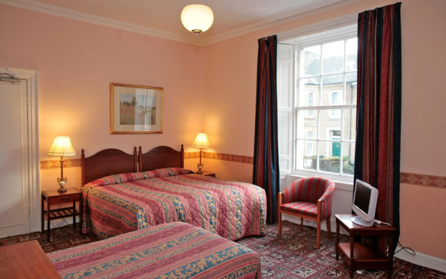 Averon  Guest House