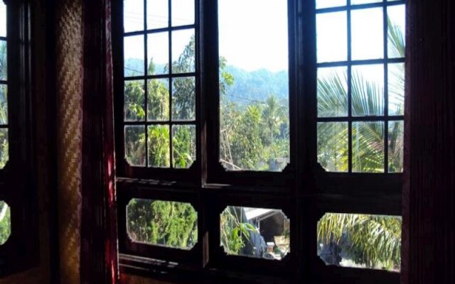 Puri Agung Inn