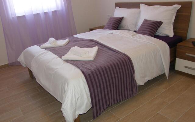 Smojver - Two Bedroom No.5