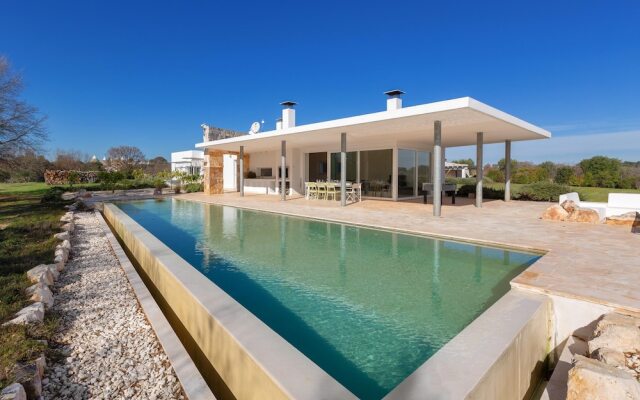 3706 Villa Floras by Perle di Puglia