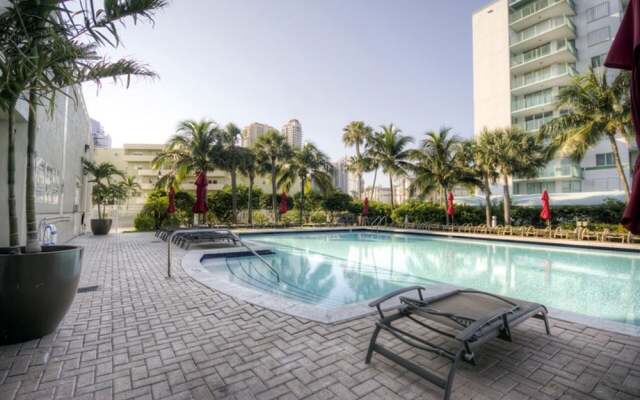 Le Marina Bay 707 by Go Florida Condo, Sunny Isles.