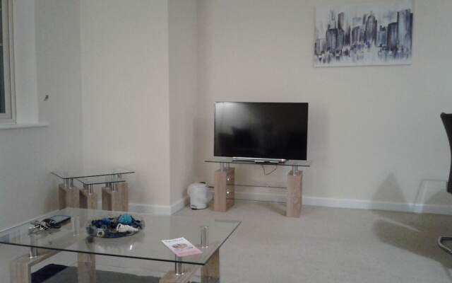 Apartment 4