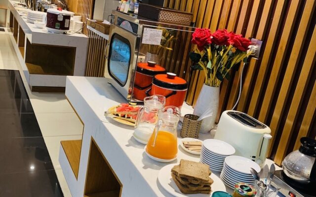 Imperial Saigon Hotel