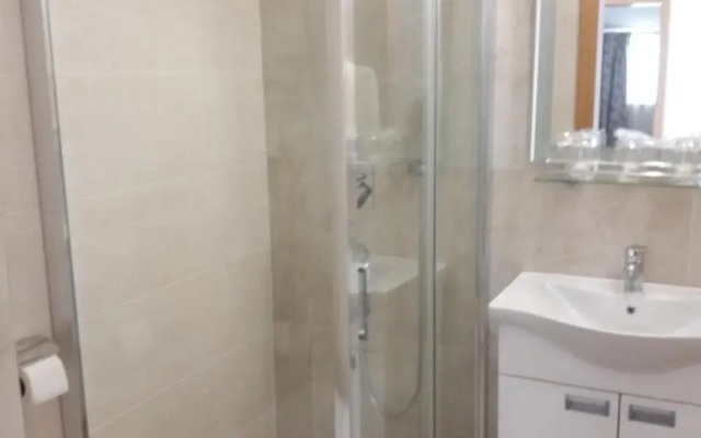 Apartments & Rooms - Konak Vukasinovic