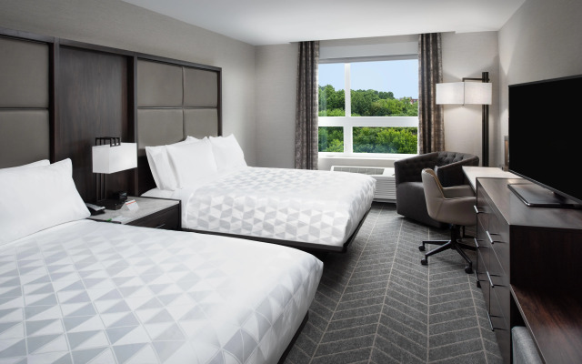 Holiday Inn Boston Logan Airport - Chelsea by IHG