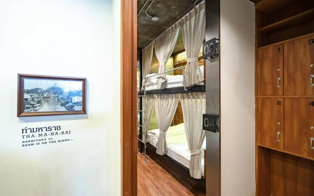 Siam Plug In Hostel