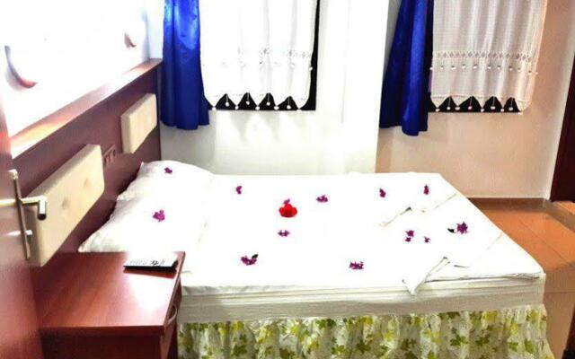 Hotel Mavi Yakamoz
