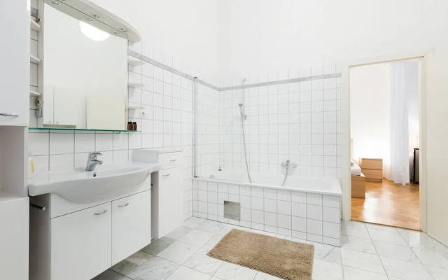 HeyMi Apartments Oper