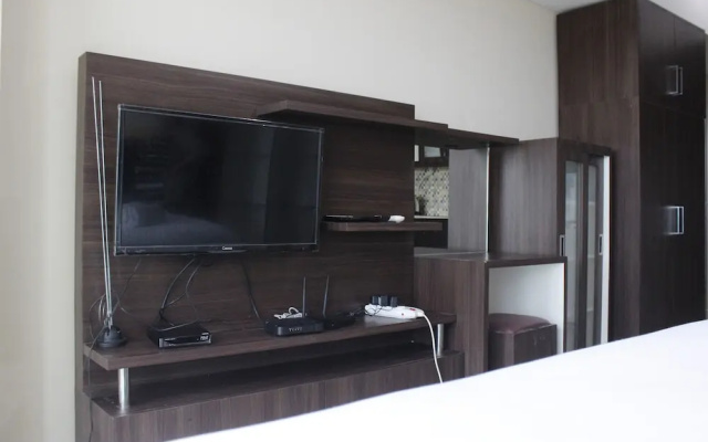 Modern Studio Room at Tamansari La Grande Apartment