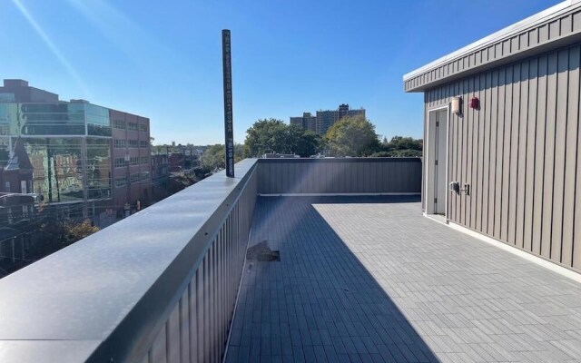 A2 300 Budd Street in Philadelphia