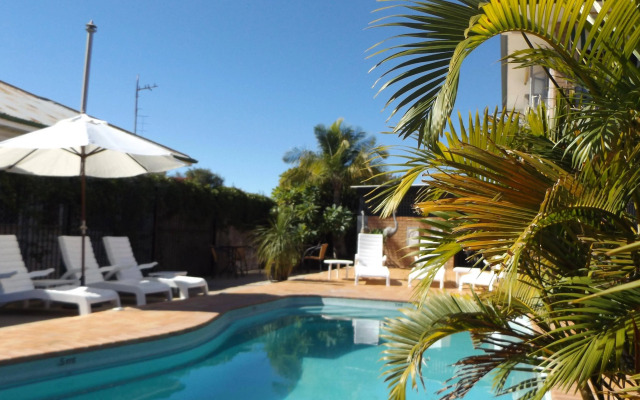 Golden Harvest Motor Inn