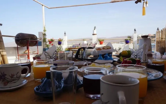 1001 Nights Surf Hostel