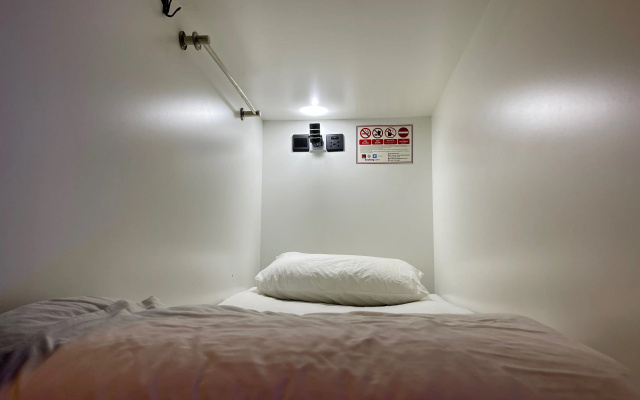 Oyo 91036 J Capsule Hotel @ Jalan Bukit Bintang – Guest Rooms – Kuala Lumpur