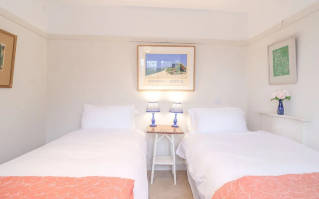 3 Chantry Cottages