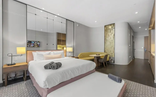 SLS Lux King Suite
