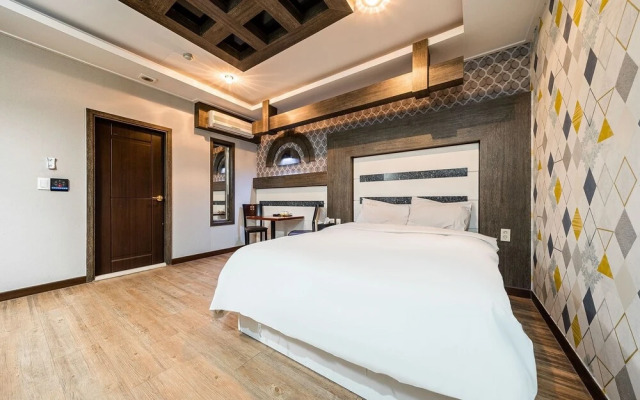 Suwon Rose Hotel