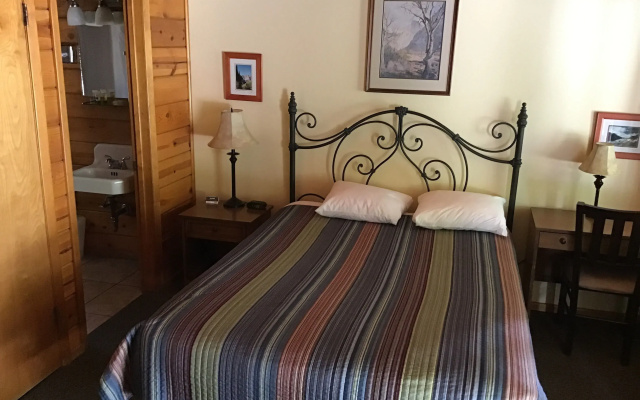 Andruss Motel