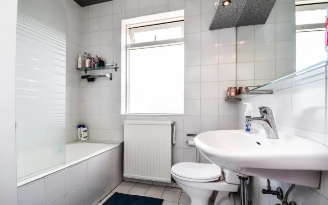 Apartment H43