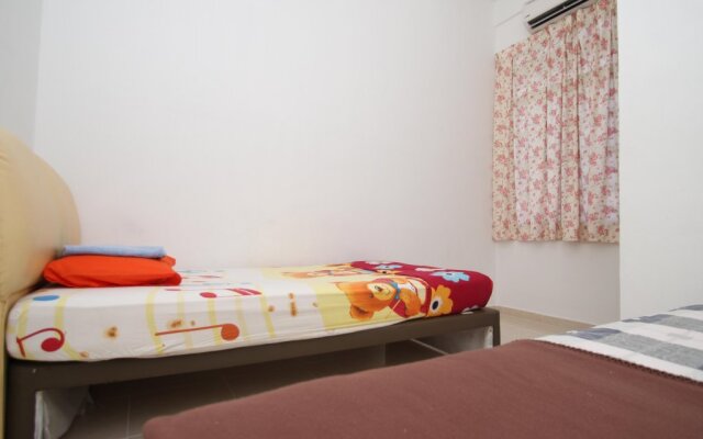 Lesa Guesthouse