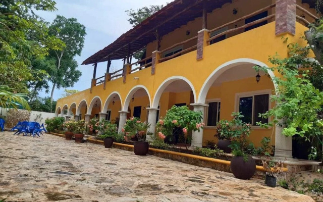 Hotel Casa Novelo