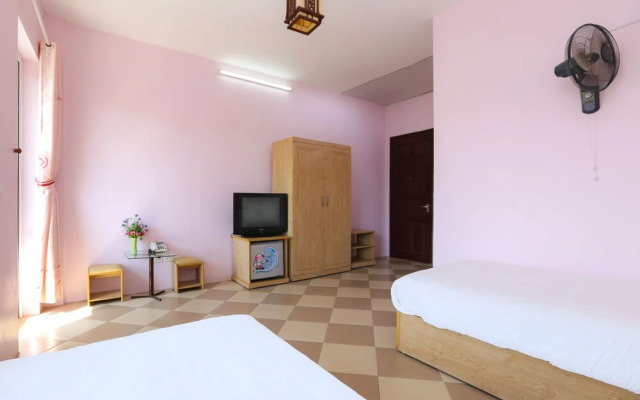 OYO 593 Bach Duong Hotel
