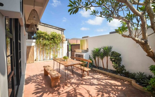 Artistic 2BR Apartment in the Heart of Canggu
