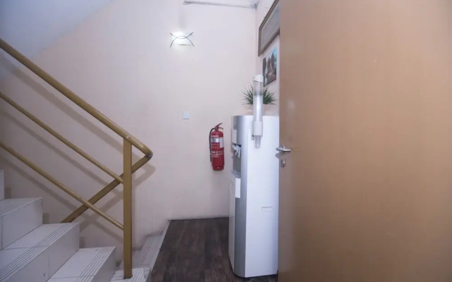 Oyo 11344 I Home Hotel