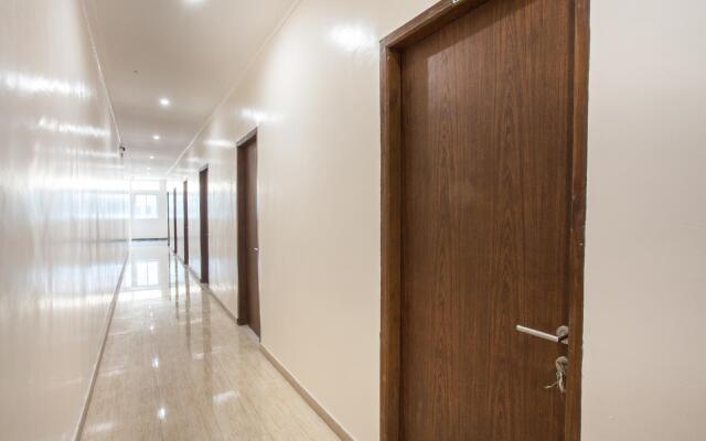 Capital O 134 Lg Residence