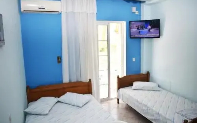 Ainalis Apartments