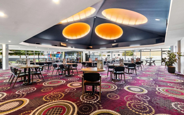 Foreshore Hotel