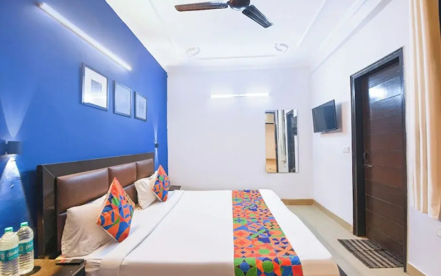 FabHotel Saket Residency