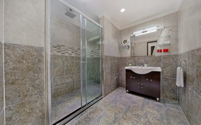 Ezdan Hotel West Bay