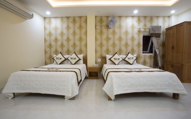 Dam Phuc Hotel