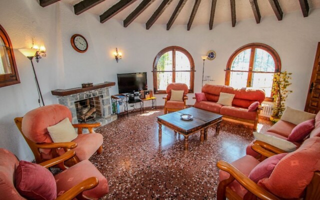 Sweet - modern, well-equipped villa with private pool in Benissa
