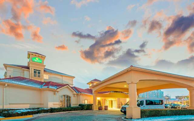 La Quinta Inn & Suites by Wyndham Salt Lake City Airport