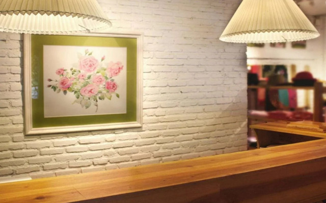 Kebun Mawar Situhapa Hotel