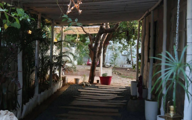 Shantie Shakthi Vagator Resort with Swimming Pool