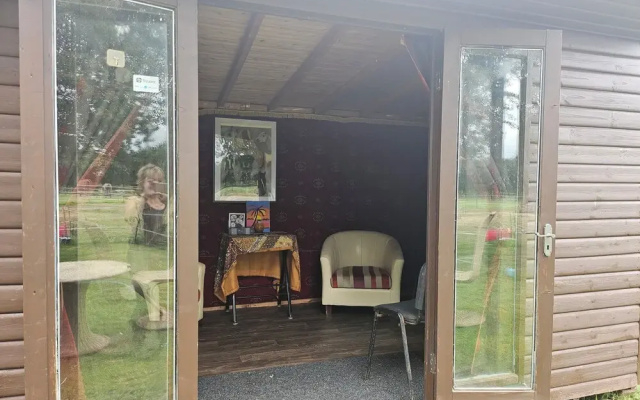 Tranquil Equestrian Escape - Sleeps 2