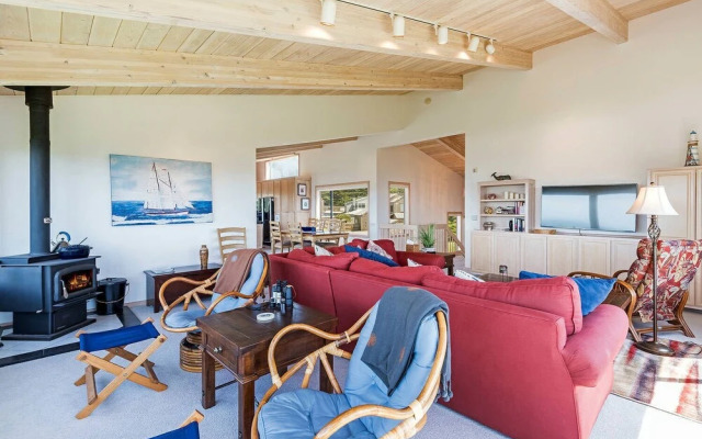 La Costiera - Three Bedroom Home