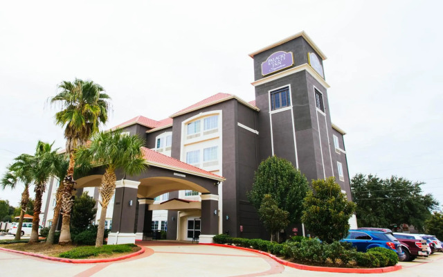 Palacio Royale Inn Signature Katy
