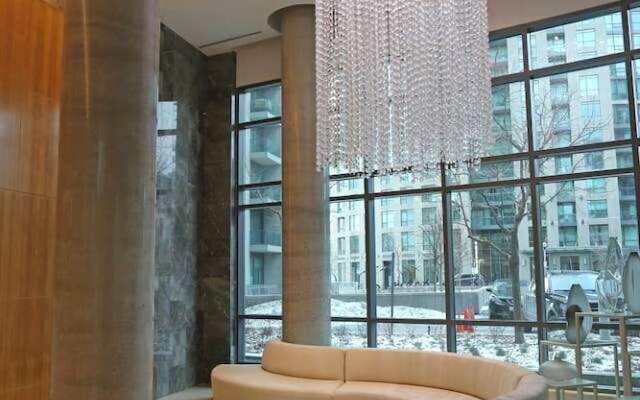 Neptune Townflats Premier 2 Bedrooms Condo Downtown Toronto