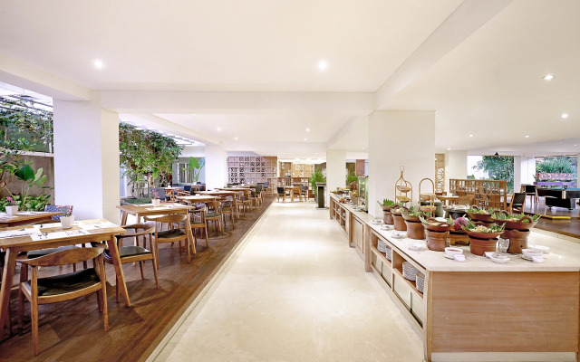 FOX Hotel Jimbaran Beach Bali