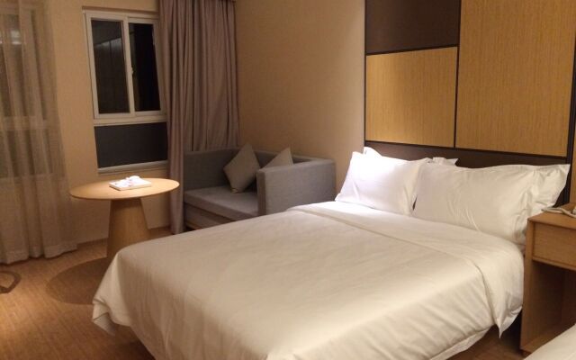 Ji Hotel (Xi'an Giant Wild Goose Pagoda East Xiaoz