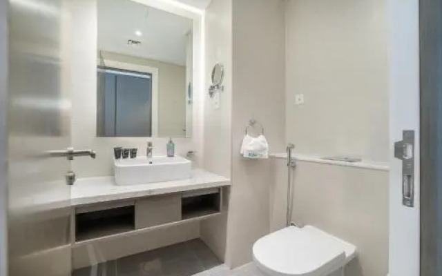 Spectacular Burj Khalifa View Service Apartment