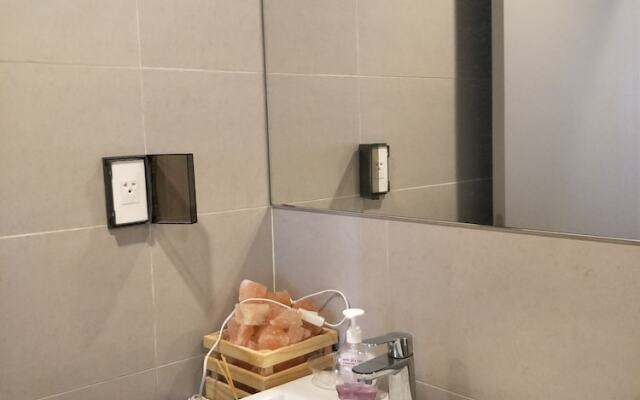 The Gold View - Thao Apartment