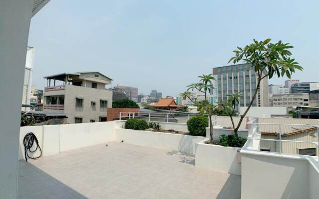 Lea's apartment B