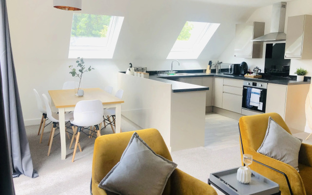 1 & 2 Bedroom Shield House Apartments Sheffield Centre